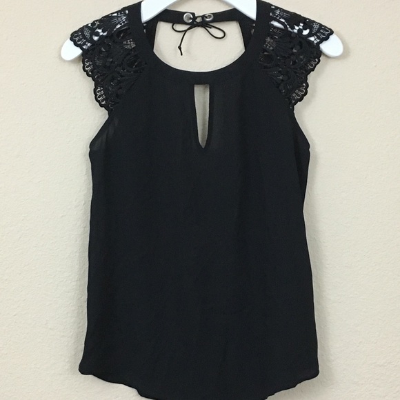 NWT Express Crochet Cap Sleeve Top XS - Picture 2 of 8